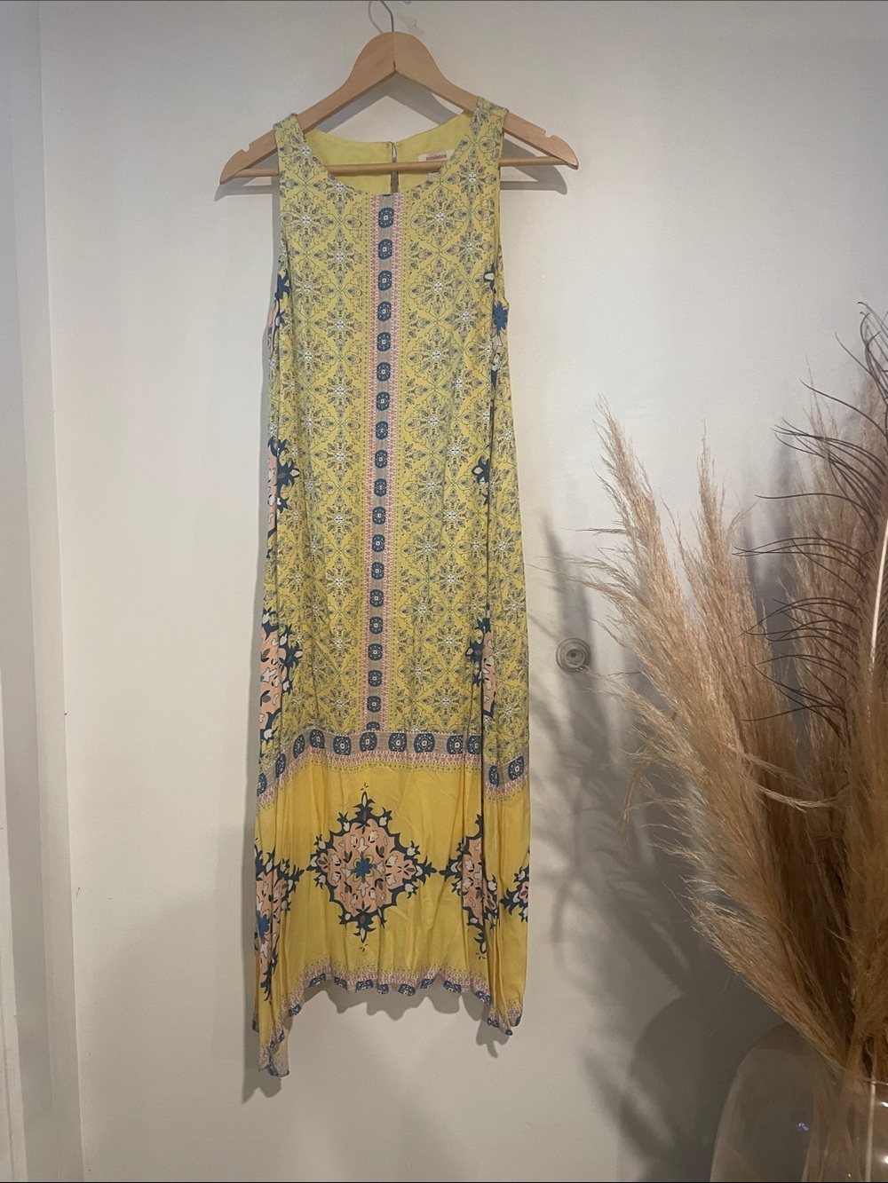 NWOT Sundance Yellow Printed Maxi Dress with Blue & Blush Details Sz 4 B136